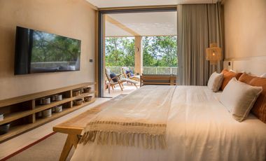 Lujosa Villa de 4 recs. con Golf y Playa, en Corasol