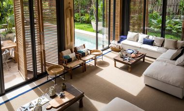 Lujosa Villa de 4 recs. con Golf y Playa, en Corasol