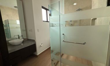 CASA EN VENTA CARRETERA NACIONAL CAROLCO