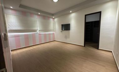 CASA EN VENTA CARRETERA NACIONAL CAROLCO