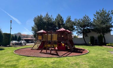 Casa en Renta en Residencial El Castaño Metepec