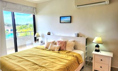CASAMAR Condo-1BR, 2BA, Pool & Palm Tree Views!