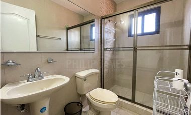 Venta de Casa en Costa Sur, Versalles