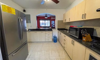 Venta de Casa en Costa Sur, Versalles