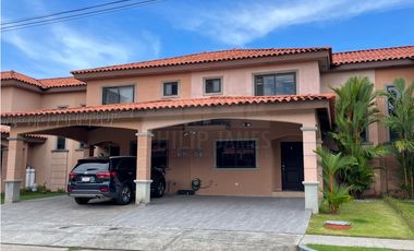 Venta de Casa en Costa Sur, Versalles