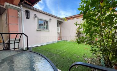 Venta de Casa en Costa Sur, Versalles