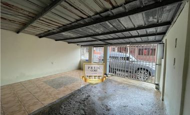 SE VENDE CASA DON BOSCO LOS CAOBOS - 2 RECAMARAS - 1 BAÑO *LB*