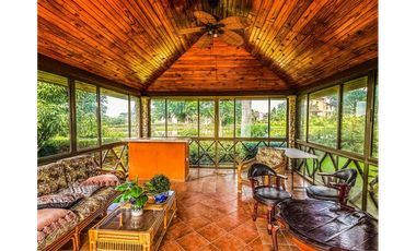 Venta de casa en Los Molinos, Boquete