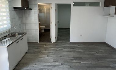 Arriendo Casa 2d,1b, 50m2 En Espacio  De Tereno Amplio De 23