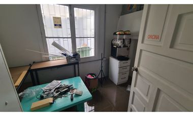 Excelente Casa Con Destino Comercial En San Miguel A Pasos G