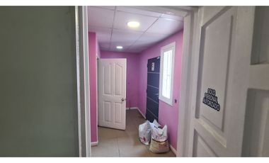 Excelente Casa Con Destino Comercial En San Miguel A Pasos G
