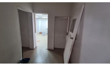 Excelente Casa Con Destino Comercial En San Miguel A Pasos G