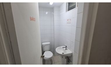 Excelente Casa Con Destino Comercial En San Miguel A Pasos G