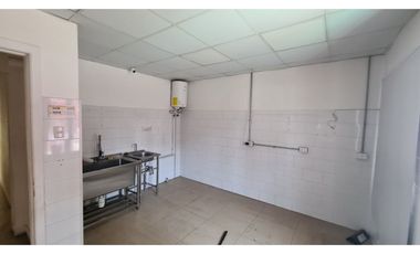 Excelente Casa Con Destino Comercial En San Miguel A Pasos G