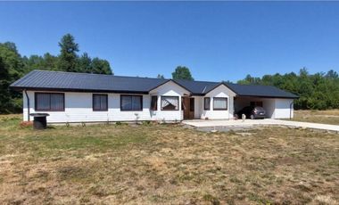 Hauslink Arrienda Casa 4d2b  Frente Colegio Oxford