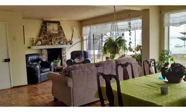 Amplia Casa Sólida Con Estupenda Ubicación En Quintero