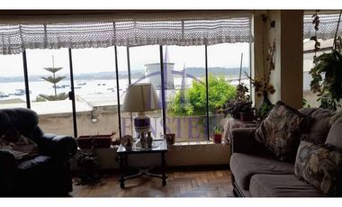 Amplia Casa Sólida Con Estupenda Ubicación En Quintero