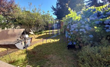 Gran Terreno Con Casa En Villa Las Condes De Loncura