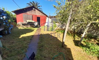 Gran Terreno Con Casa En Villa Las Condes De Loncura