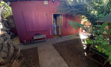 Gran Terreno Con Casa En Villa Las Condes De Loncura