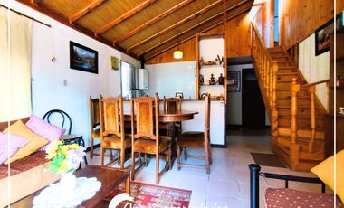 Casa esquina y cabaña, a un paso del Parque El Canelo