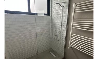Hauslink Vende Espectacular Casa Nueva 4d3b Quincho, Hot Tub