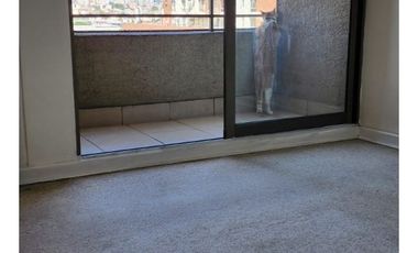Se Vende Depto De 3 Dormitorios Y 1 Baño En Metro Quinta Nor