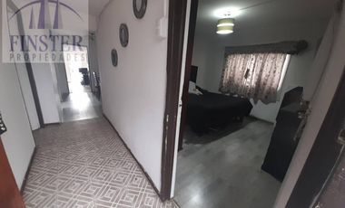 Finster Vende Casa En 275 M2  Terreno La Cisterna, Santiago