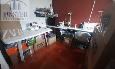 Finster Vende Casa En 275 M2  Terreno La Cisterna, Santiago