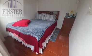 Finster Vende Casa En 275 M2  Terreno La Cisterna, Santiago