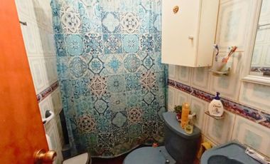 Casa En Venta En El Bosque - Impecable - Divergente Propieda