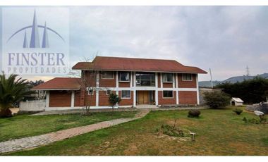 Regalo Exclusiva casa 470 mt2 en 5600 mt2  piscina Melipilla