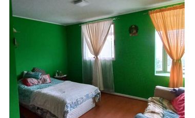 Regalo Exclusiva casa 470 mt2 en 5600 mt2  piscina Melipilla