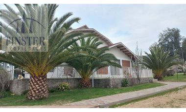 Regalo Exclusiva casa 470 mt2 en 5600 mt2  piscina Melipilla