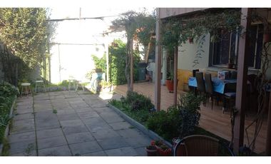 Vende Preciosa Y Amplia Propiedad - Munizaga & Asociados