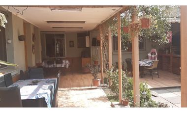 Vende Preciosa Y Amplia Propiedad - Munizaga & Asociados