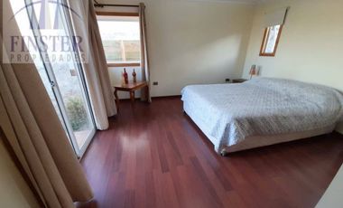 Finster Vende Impecable Casa, Terreno 1100m2 Ritoque Quinter