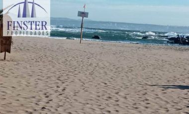 Finster Vende Impecable Casa, Terreno 1100m2 Ritoque Quinter