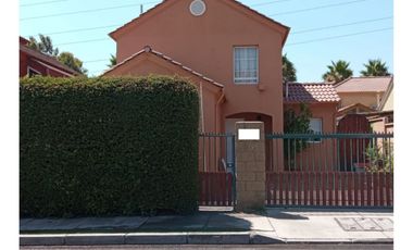 Casa Modelo Bilbao En Valle Lo Campino Quilicura. Mossaa
