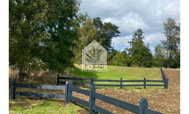 Parcela Lago Ranco Urbanizada Orilla Rio - Rio Sur Corretaje
