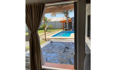 Casa 6 Ambientes, Grandes Comodidades-Oportunidad!! Retasada