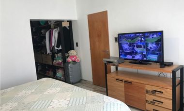 Casa 6 Ambientes, Grandes Comodidades-Oportunidad!! Retasada