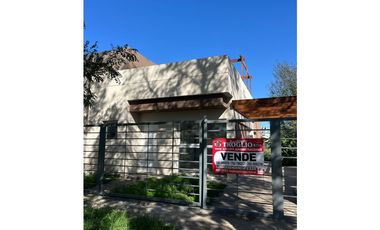 PH A ESTRENAR DE TRES AMBIENTES CON ENTRADA DE VEHICULO