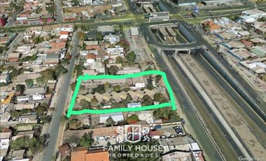 Terreno Comercial En La Cisterna, Estratégica Ubicación. FHP