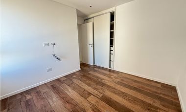 SEMIPISO 4 AMBIENTES FRENTE AL MAR. GUEMES Y LA COSTA.