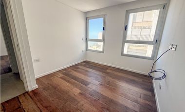 SEMIPISO 4 AMBIENTES FRENTE AL MAR. GUEMES Y LA COSTA.