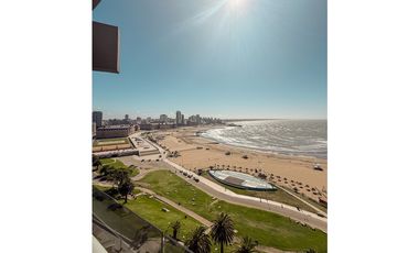 SEMIPISO 4 AMBIENTES FRENTE AL MAR. GUEMES Y LA COSTA.