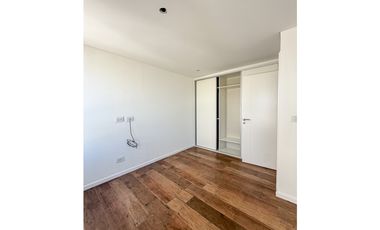 SEMIPISO 4 AMBIENTES FRENTE AL MAR. GUEMES Y LA COSTA.