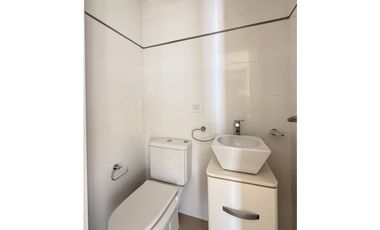 SEMIPISO 4 AMBIENTES FRENTE AL MAR. GUEMES Y LA COSTA.