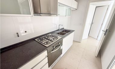 SEMIPISO 4 AMBIENTES FRENTE AL MAR. GUEMES Y LA COSTA.